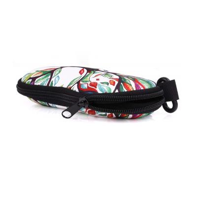 China Scratch Resistant Cost Effective Sunglasses Case Ultra Light Neoprene Zipper Eyeglass Case for sale