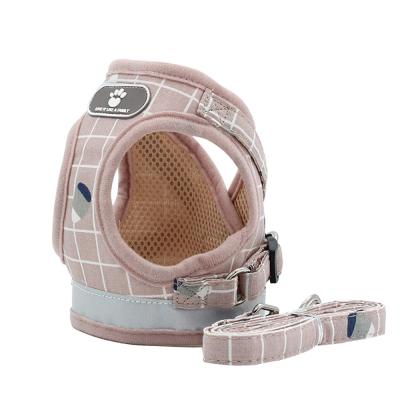 China Reflective Comfortable Dog Pet Walking Harness With Breathable Mesh Material for sale