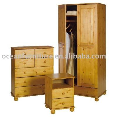 China PINE WOOD WARDROBE in solid wood for sale