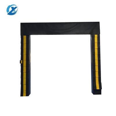 China Modern Mechanical Or Retractable PVC Fabric Curtain Dock Shelter for sale