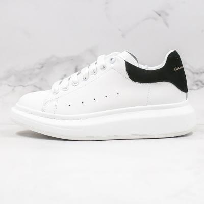 China Cushioning Mcqueens Shoes Luxury Designer Mcqueens Platform Chunky Trainers Increase Flat Bottom Skateboarding Shoes for sale