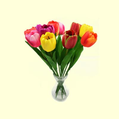 China Natural Touch Stem Artificial Flower Single Tulip For Decoration for sale