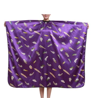 China Hot Selling Washable Hair Cutting Cape Barber Salon Apron Hair Beauty Salon Hair Cutting Cape for sale