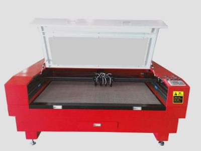 China 150 la cabeza de la cortadora del grabado del laser del CNC de W 4 configura poder más elevado en venta