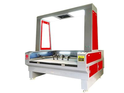 China 4 Head Shoes Laser Cutting Machine 180 Watt Auto Feeding With Camera Positioning for sale