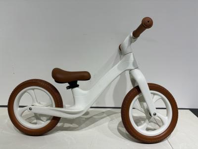 China 2 Wheel Childrens Balance Bikes Perfect For Active And Adventurous Kids for sale