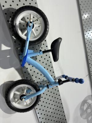 China 12 pulgadas para niños Bicicletas de equilibrio para niños sin freno Ideal para desarrollar habilidades motoras en venta