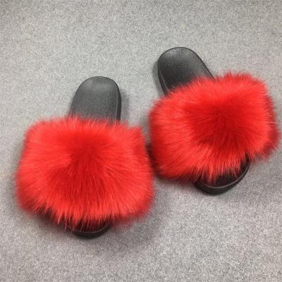 China Fashion Trend Model New Fashion In 2021 Artificial Wool Slippers Women Plush Slippers Fur Hairy Slides Fox Hair Slippers Customized for sale