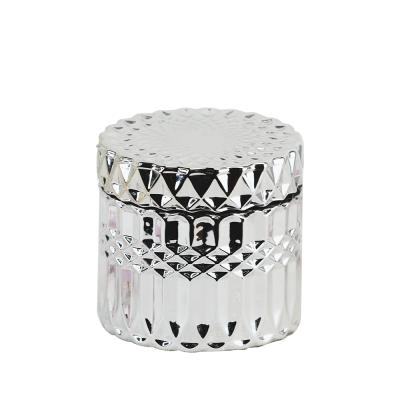 China Luxury Geo Diamond Cut Silver Glass Candle Cup European Style Home Decoration With Flat Lid For Home Decoration for sale