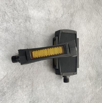 China High Quality Durable Cycling BMX Parts PGT 103 Pedal Scooter Cheap Plastic Pedals for sale