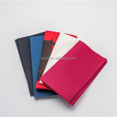 China Chinese Factory Colorful Dust-Proof Air-Lay Paper Towel for sale