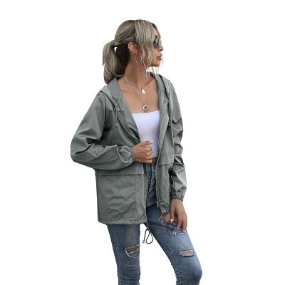 China 2021 Anti-Wrinkle Women's Jacket Hoodie Waterproof Anorak Jackets Zipper Anorak Pullover Light Weight Full Oversized for sale