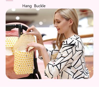 China Small Multifunctional Portable Economic Outdoor Waterproof Baby Diaper Bag Mom Blow Bags for sale