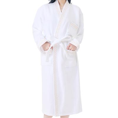 China Wholesale bathroom100% breathable cotton and home hotel use China hotel use soft thick bathrobe for sale