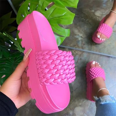 China 2021new fashion trend colorful slipper for ladies slides summer fashion shoes weave band candy color heels shoes for women platform sandals for sale