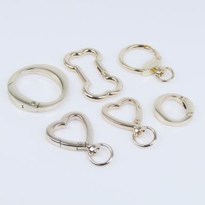 China High Quality Zinc Alloy Hardware Accessories Decorative Luggage Buckle Dog Buckle for sale