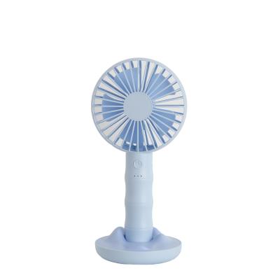 China Hotel 2 in 1 practical fashion design 2000mAh kc battery bamboo fan fan with mobile phone stand holder for sale