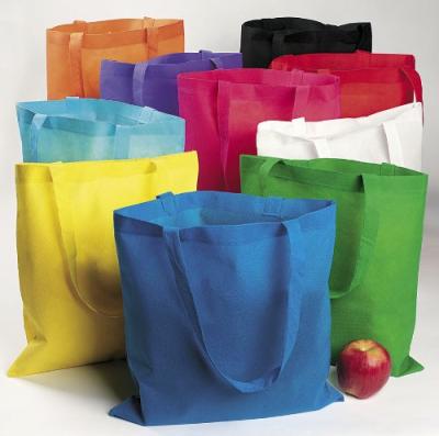 中国 Polyester Tote Bag Assortment New Product Eco-friendly Nonwoven Custom Advertising Non Woven Shopping Bag 販売のため