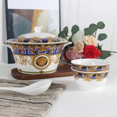 China 2022 Ceramic Porcelain Stocked Soup Tureen With Embossed Design for sale