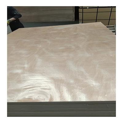 China Contemporary Wholesale Durable 18mm Poplar Lowest Price Lightweight Okoume Plywood for sale