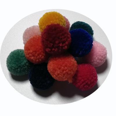 China For Craft Goods Polyester Yarn Ball 2cm Custom Plain Color Used In Apparel And Accessories And Professional Decoration Plush Ball for sale