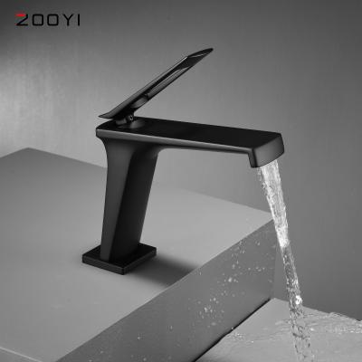 Cina New Design Hotel ZOOYI Single Lever Metered Waterfall Faucet Basin Faucets Hot And Cold Matte-Black Faucets For Bathroom in vendita