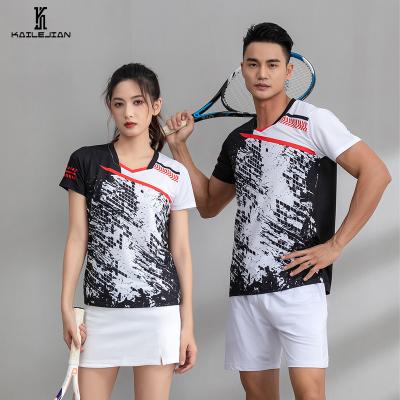 China Comfortable Breathe Freely Wholesale Customized Quick Dry Sweat Absorbing Badminton Shirt Design for sale