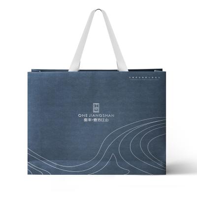 China High Quality Eco-friendly Recyclable Shopping Customized Portable Cardboard Art Paper Paper Bag for sale