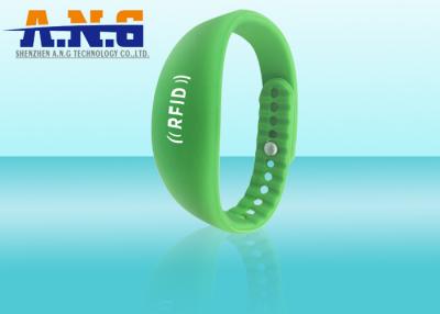 Κίνα Ευφυής μορφή 165×23mm ρολογιών Rfid Wristbands σιλικόνης λογότυπων συνήθειας προς πώληση