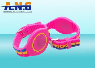 China Pulseras ajustables de Rfid del silicón de la voz pasiva, rosa del rfid de la pulsera de Waterparks en venta