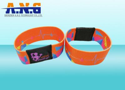 Cina  1k Printing elastic fabric rfid wristband bracelet for waterpark in vendita