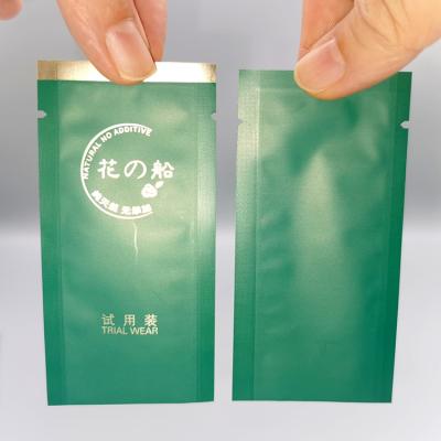 China Small Sample Aluminum Foil Sachet 10ml Shampoo Barrier Package Sample Sachet Three Side Seal Cream Cosmetic Sample Packs for sale