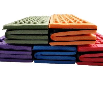 China Portable Waterproof PE Cotton Foam Pads Yoga Chair Picnic Mat Factory Direct Folding Outdoor Camping Mat Seat Moisture Proof Cushion for sale