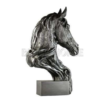 China Health care institute new design metal horse awards horse head sculpture decoration and horse sculpture crafts gift set for sale