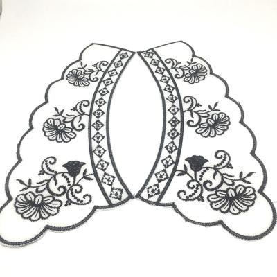 China 2021 new fashion unique design water soluble lace neck embroidery hollow collar for clothing decoration for sale