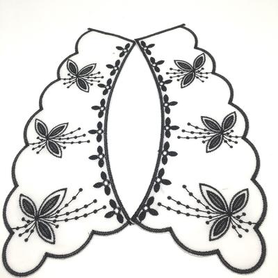 China 2021 new fashion unique design water soluble lace embroidery cotton hollow neck collar for clothing decoration for sale