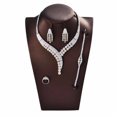 China CLASSIC luxury and high quality Indian bride set with micro-inlaid zircon dress accessories for sale