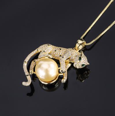 China New Vintage Gold Inlaid Leopard Beaded Light Weight Pendant Necklace Jewelry Accessories 14mm Gold Beads for sale