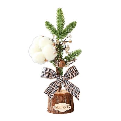 China 25cm Height Realistic Fashion Artificial Mini Christmas Tree Desktop PVC for sale