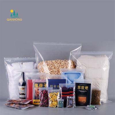 China Aseptic Garment Clear Storage Garment Cloth Plastic Zipper Zipper Packaging Bag For Garment for sale