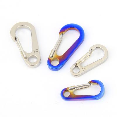 China Lightweight Titanium Alloy Carabiner Ring Keychain Clip Buckle Traveling Backpacking Climbing Camping Accessories Strong Hardness for sale