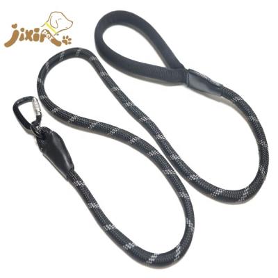 China Reflective Black DETACHED Rope Dog Leash With Auto Lock Safe Carabiner for sale