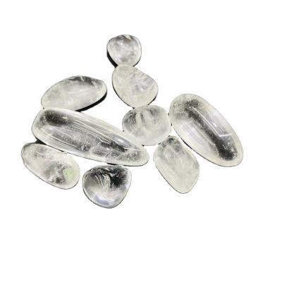 China Europe Wholesale Hot Selling Natural Gemstone Polished White Clean Stone Quartz Crystal Macadam Tumbled for sale