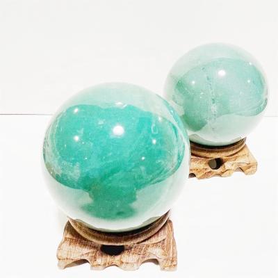 China Europe Wholesale Price Healing Energy Lucky Natural Crystal Ball Green Aventurine Sphere for sale