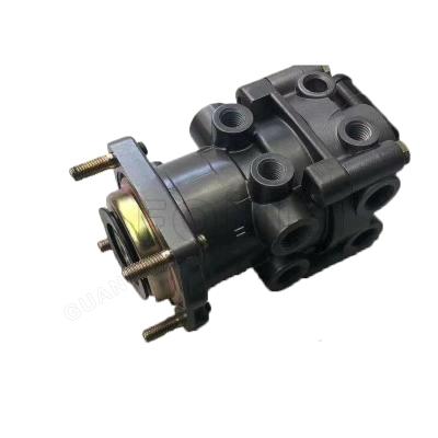 China MB4690 Machinery Repair Shops Foot Brake Valve 1628491 20374068 20410545 For VL Truck for sale