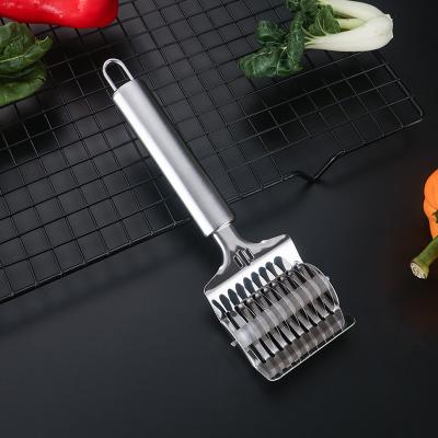 China Viable Good Return Product Stainless Steel Noodle Cutter Cutter Kitchen Accessories Professional Utensils for sale