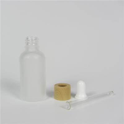 China 15ml 20ml 30ml 50ml Cosmetic Glass Bottle With 30Ml Dropper Clear Dropper Bottles for sale