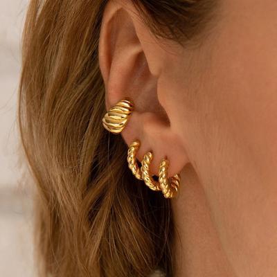 China TRENDY 17KM Gold Plated Twisted Circle Earrings Chunky Earrings Hoops Brass Earrings Tasty Minimalist For Women for sale