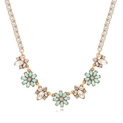 China Lead Free Nickel Free Chain Necklace Handmade Green Rhinestone Flower Diamonds Necklace Vintage Crystal Stone Jewelry for sale