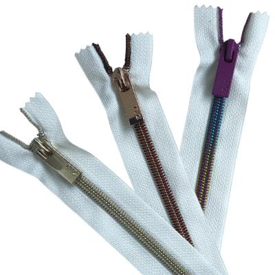 China No.5 Lock No.5 Automatic Nylon End-End Zipper for sale